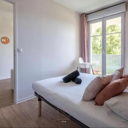 Castle - 10 Minutes De Apartment