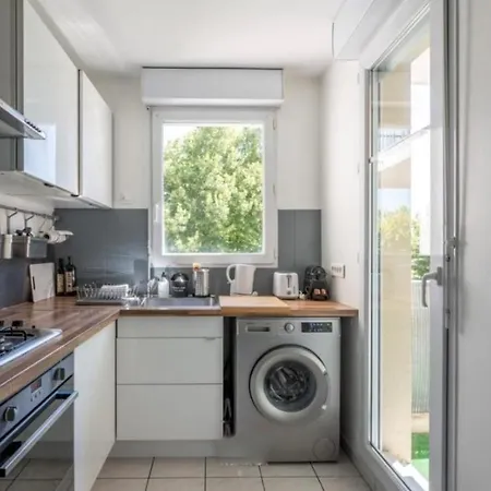 Apartment Castle - 10 Minutes De Bussy-Saint-Georges