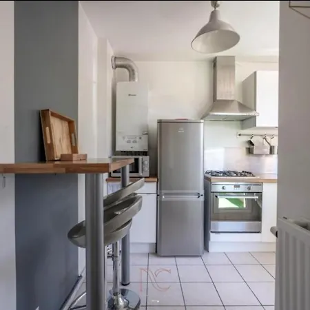 Castle - 10 Minutes De Apartment *